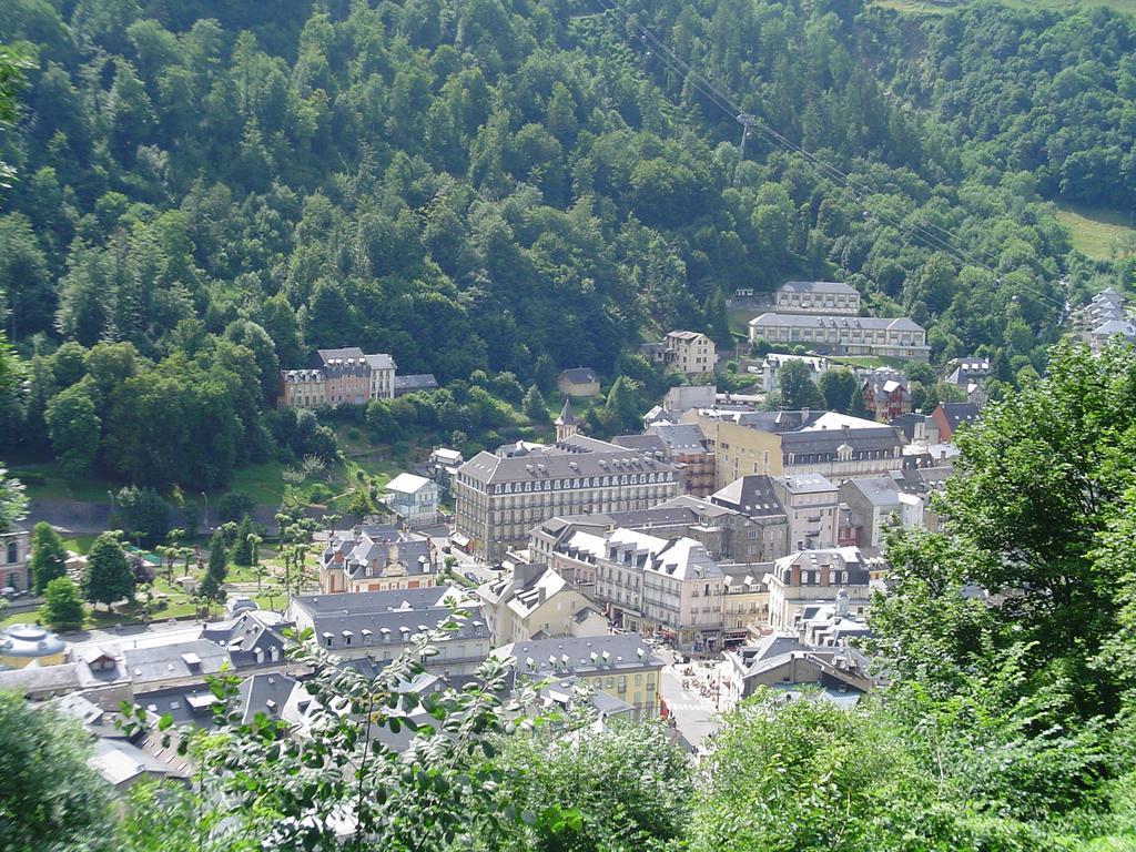 Vacances Perennes Cauterets Extérieur photo